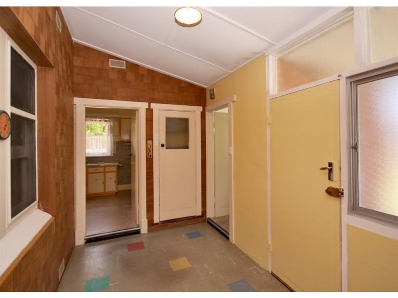 3 Coulter Avenue, Black Forest SA 5035