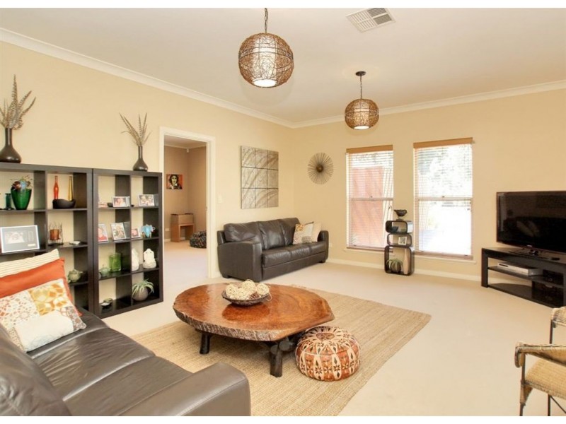 10 Wilpena Street, Eden Hills SA 5050