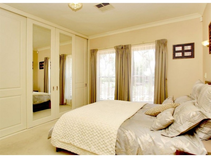 10 Wilpena Street, Eden Hills SA 5050