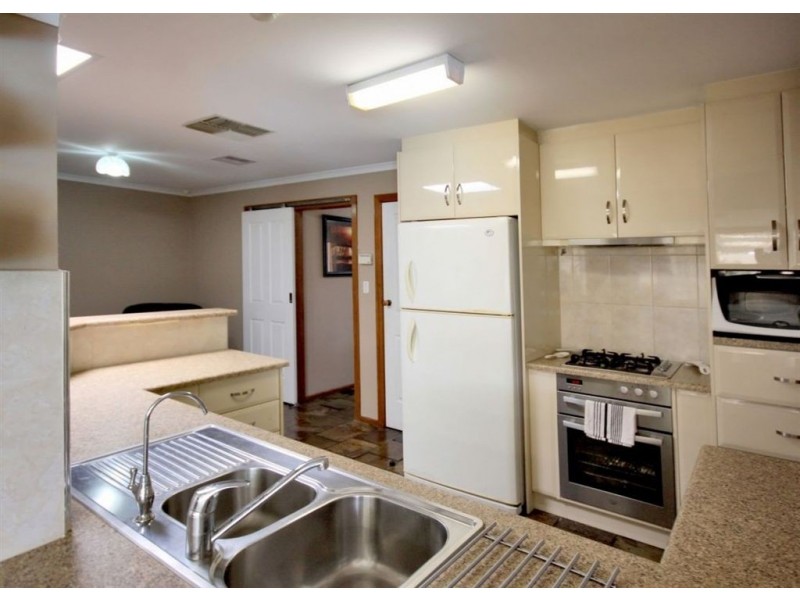 186 The Cove Road, Hallett Cove SA 5158