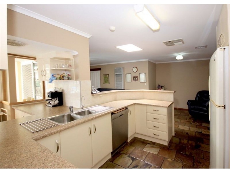 186 The Cove Road, Hallett Cove SA 5158