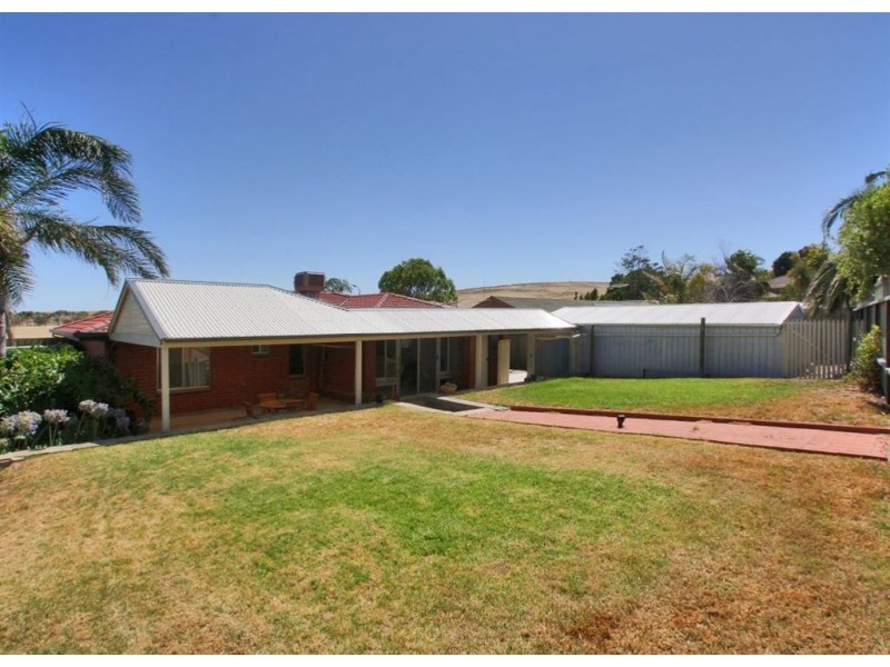 54 Perry Barr  Road, Hallett Cove SA 5158