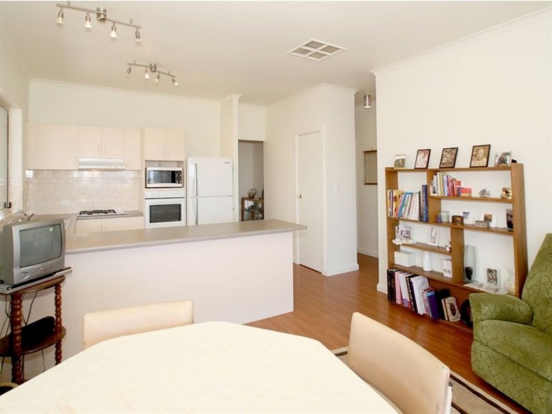 9 Middle Gully Ave, Sheidow Park SA 5158