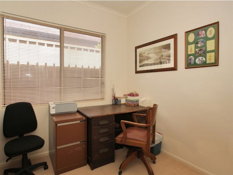 9 Middle Gully Ave, Sheidow Park SA 5158