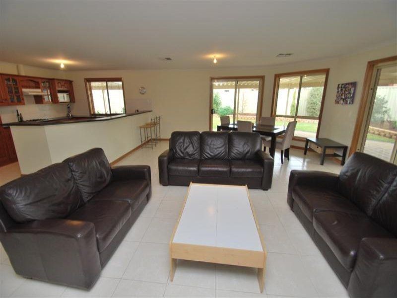 58 Glenthorn Cres, O’halloran Hill SA 5158