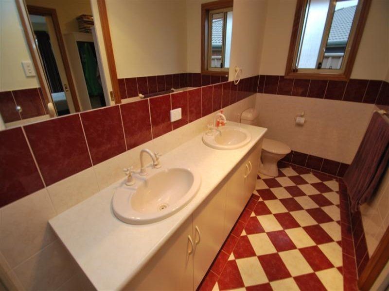 58 Glenthorn Cres, O’halloran Hill SA 5158