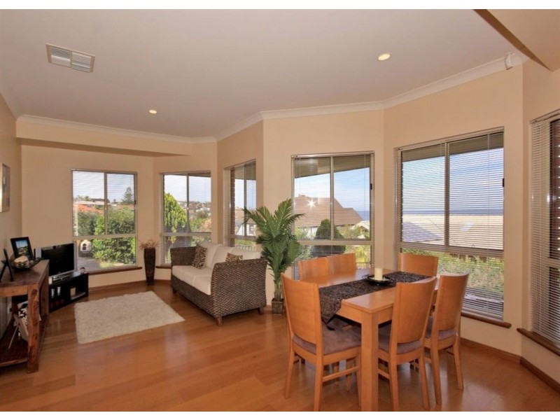 13 Arafura Court, Hallett Cove SA 5158