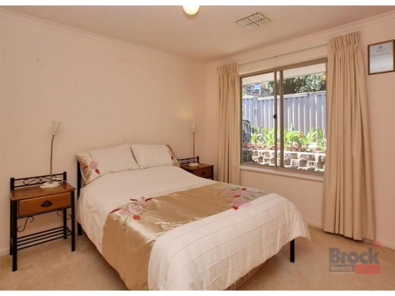 10 Resolute Crescent, Hallett Cove SA 5158