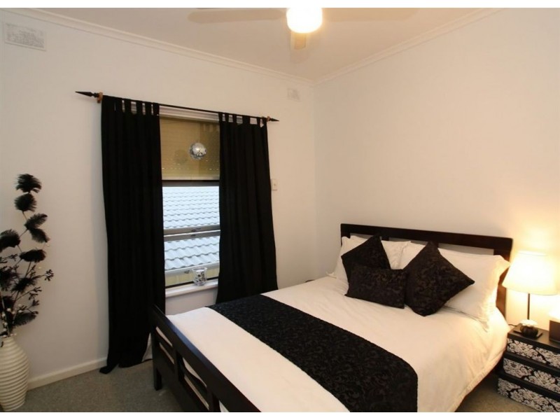 6 Opal Road, Morphett Vale SA 5162