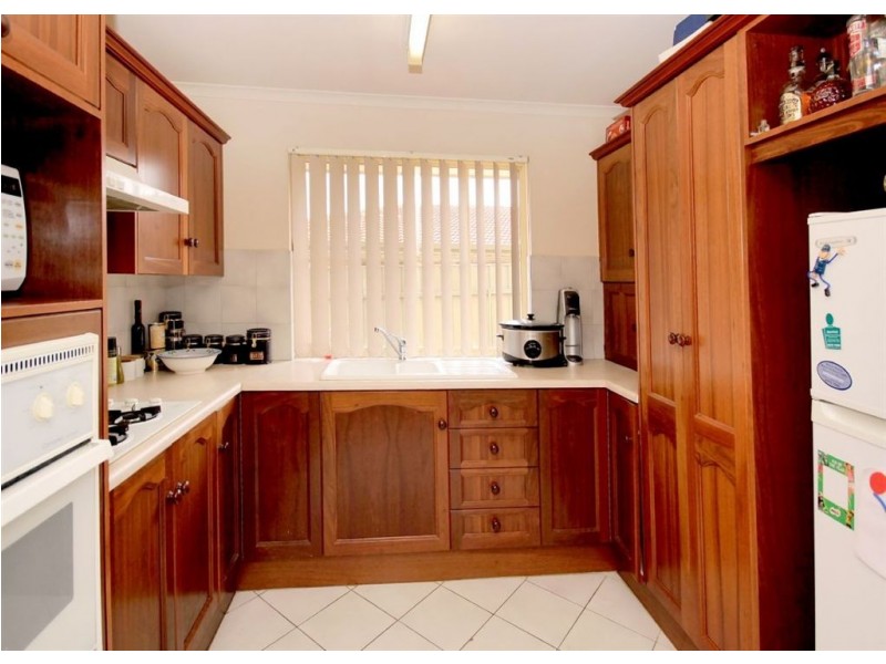 2/4 Gilbertson Road, Seacliff Park SA 5049