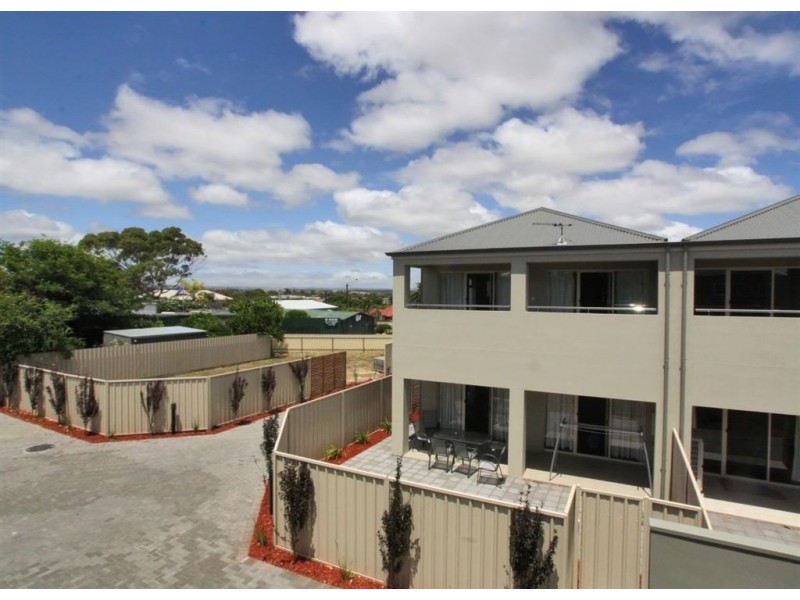 2/61 Ferris Street, Christies Beach SA 5165