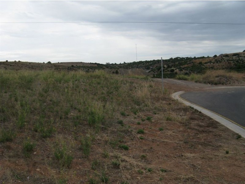 8 Thomas Way, Hallett Cove SA 5158