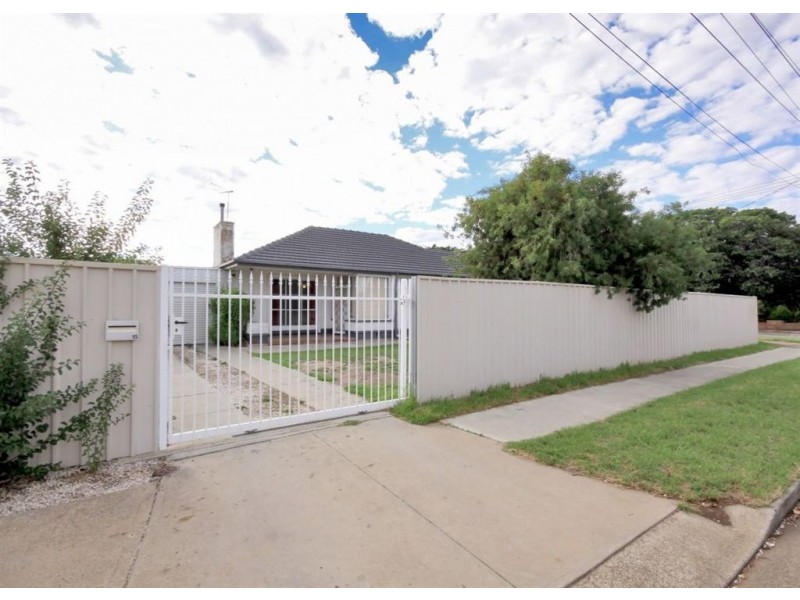 15 Rotorua Avenue, Park Holme SA 5043