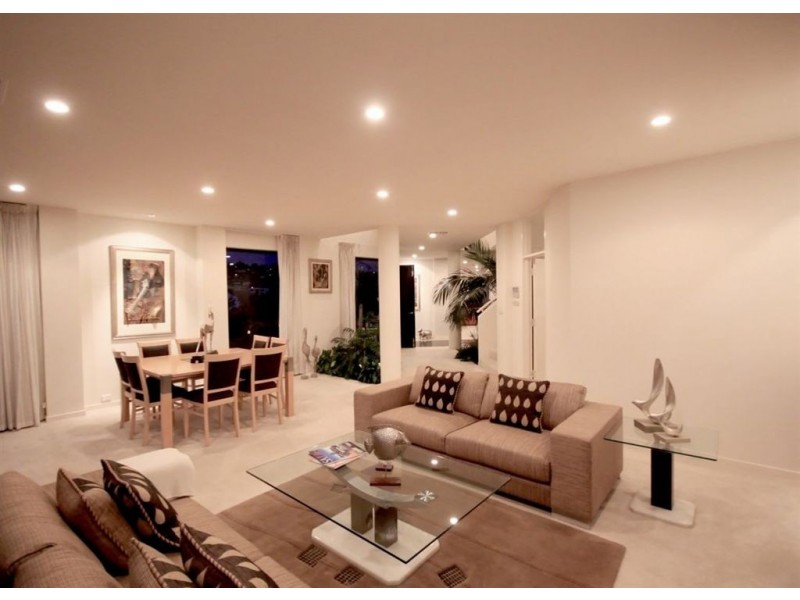 19 Albatross Walk, Hallett Cove SA 5158