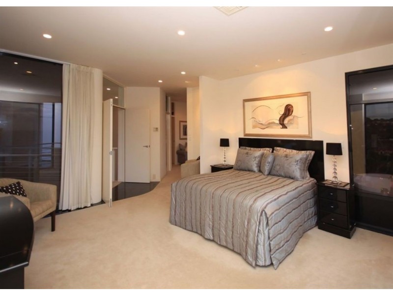 19 Albatross Walk, Hallett Cove SA 5158