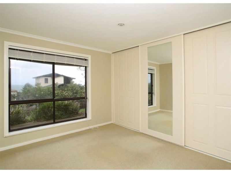 2 Nardoo Street, Hallett Cove SA 5158