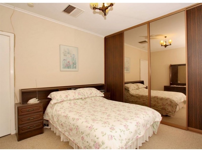 7 Glen Street, Seacombe Heights SA 5047