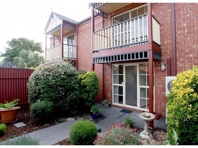 2/21 Oak Avenue, Clovelly Park SA 5042