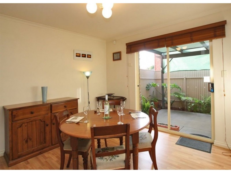 2/21 Oak Avenue, Clovelly Park SA 5042