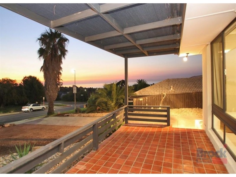 22 Gretel Crescent, Hallett Cove SA 5158