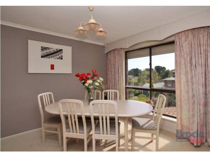 28 Brett Crescent, Hallett Cove SA 5158