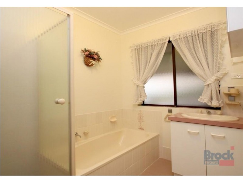 90 Barramundi Drive, Hallett Cove SA 5158