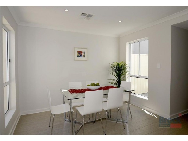 4 Kelmscott Street, Oaklands Park SA 5046