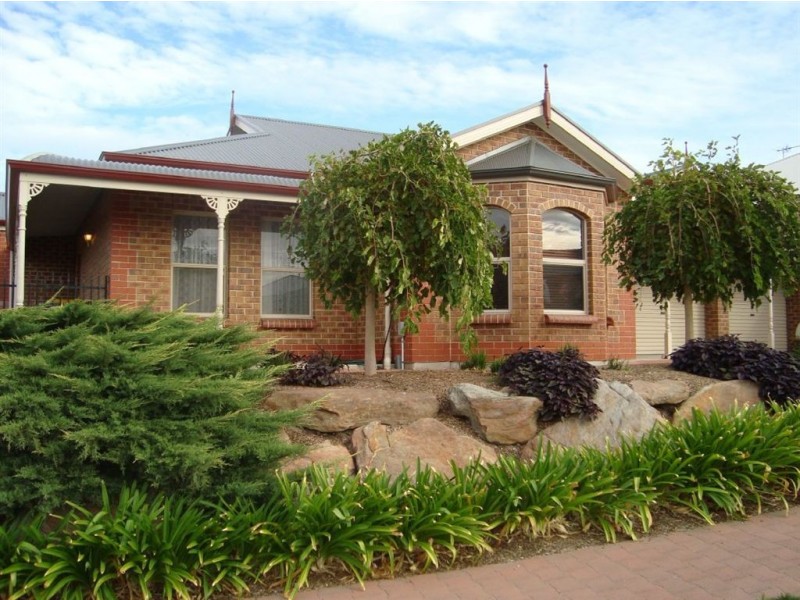 1 Wildi Crt, Hallett Cove SA 5158