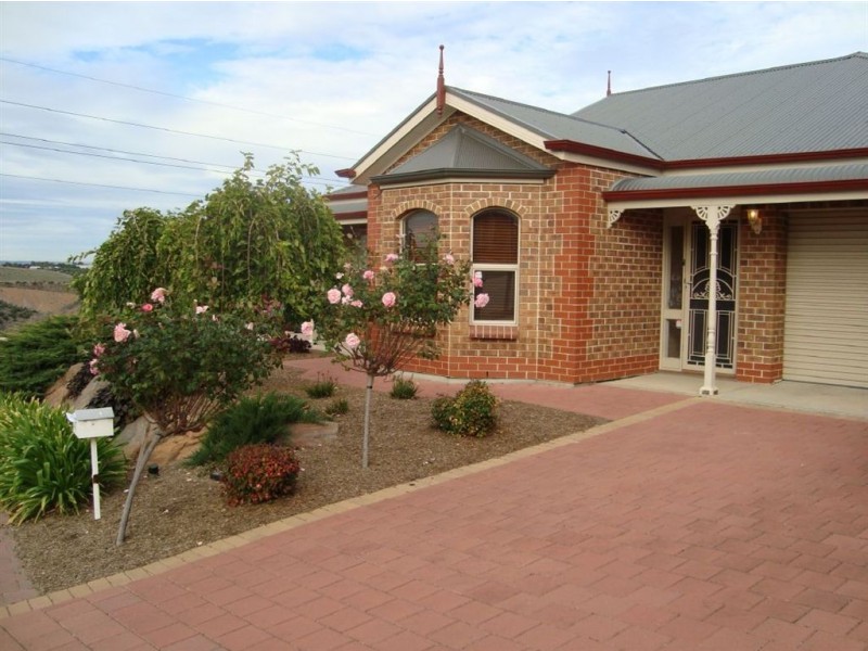 1 Wildi Crt, Hallett Cove SA 5158