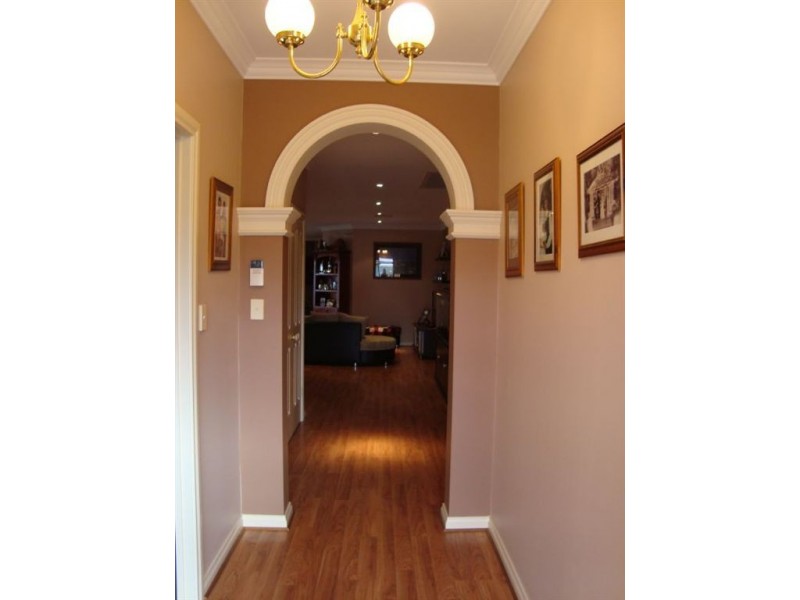 1 Wildi Crt, Hallett Cove SA 5158