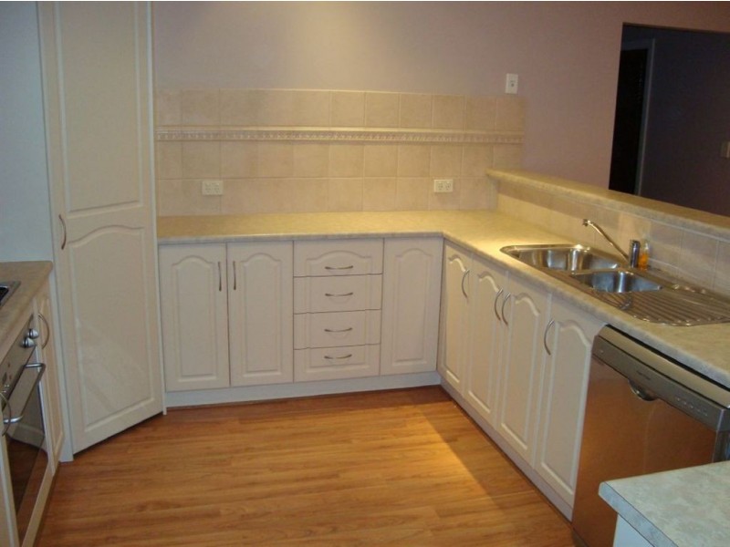 1 Wildi Crt, Hallett Cove SA 5158