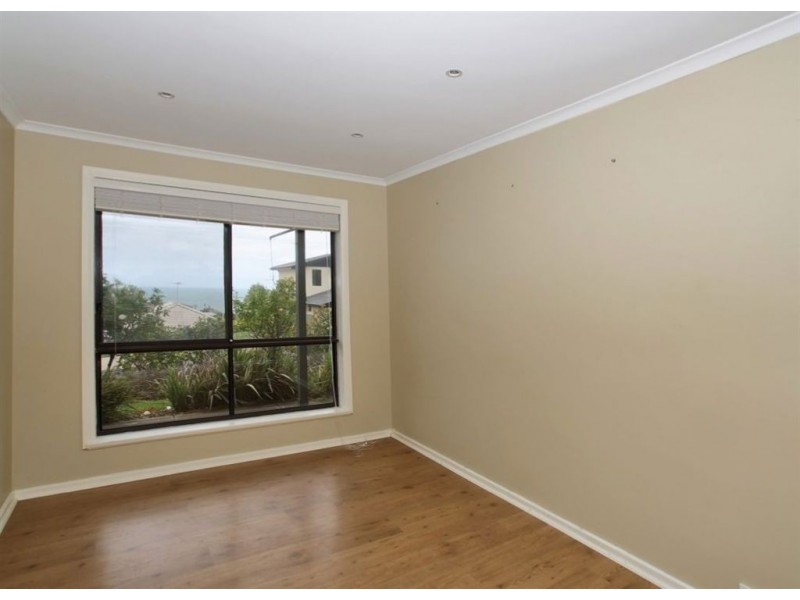 2 Nardoo Street, Hallett Cove SA 5158