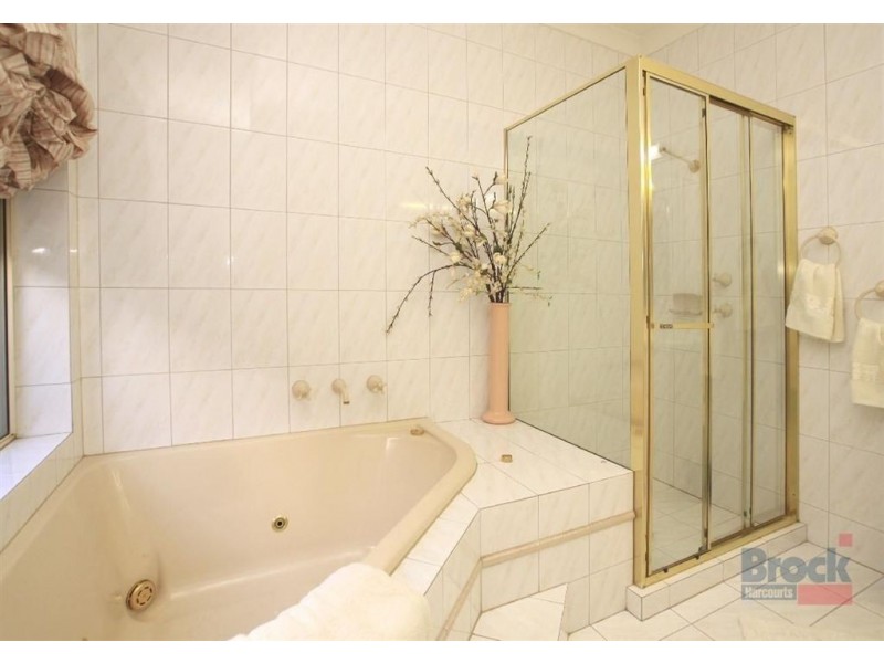 45 Bartlett Drive, Novar Gardens SA 5040