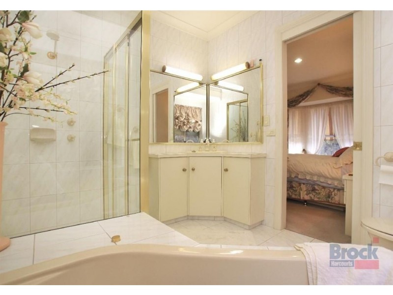 45 Bartlett Drive, Novar Gardens SA 5040