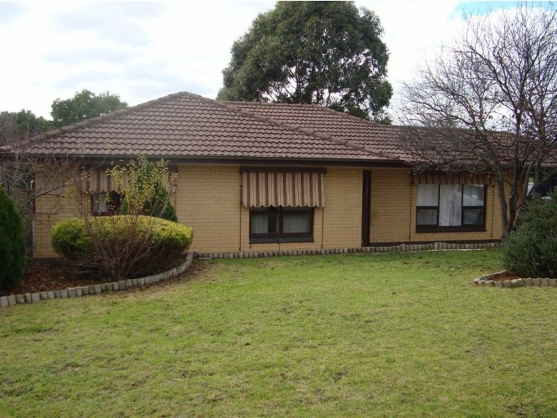 25 Desmond Road, Hackham SA 5163