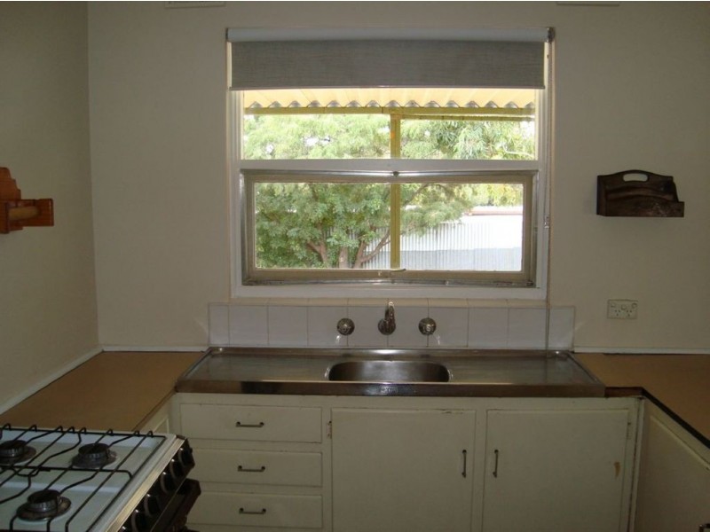 25 Desmond Road, Hackham SA 5163