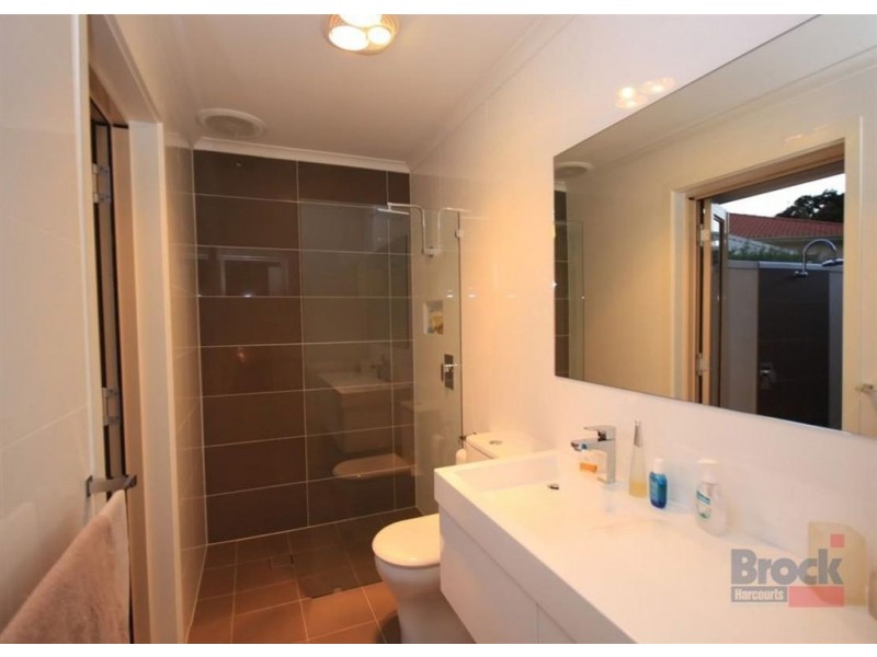3 Burnham Rd, Kingston Park SA 5049