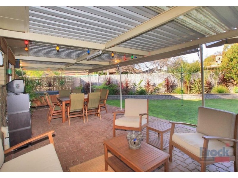 1 Olsen Court, Trott Park SA 5158