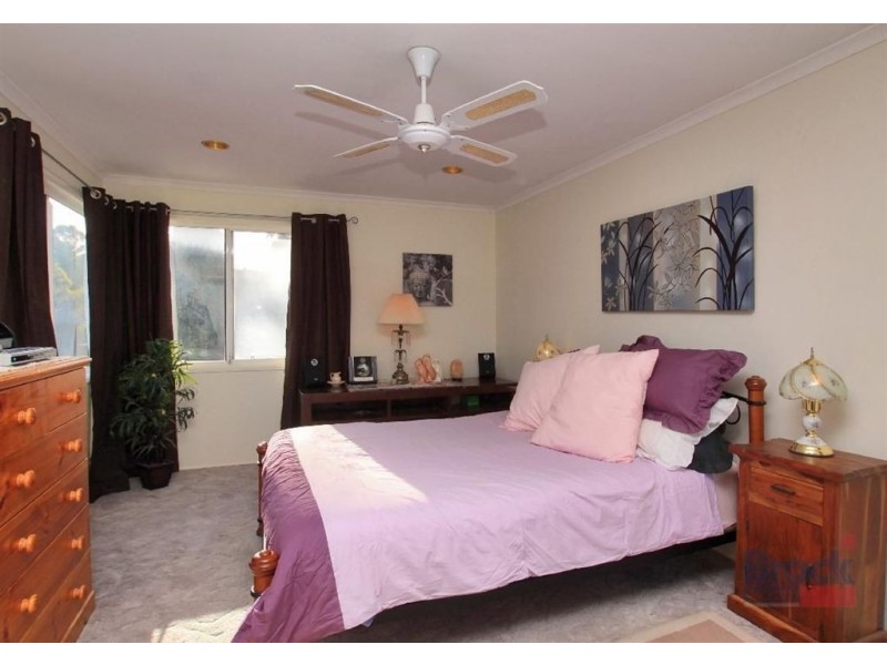 1 Olsen Court, Trott Park SA 5158