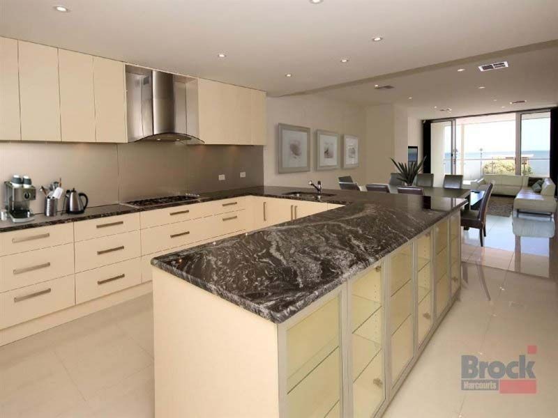 1/220 Esplanade, Seacliff SA 5049