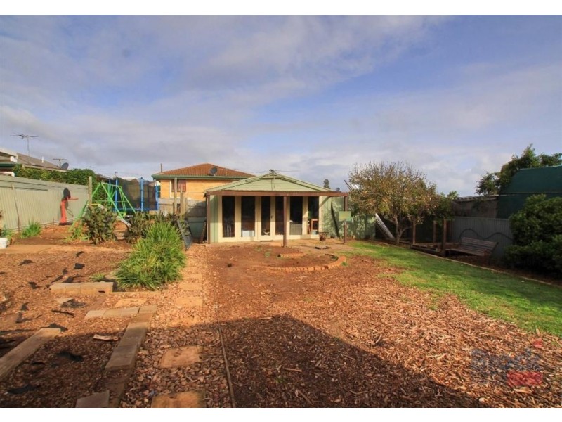 12 Martin Place, Christies Beach SA 5165