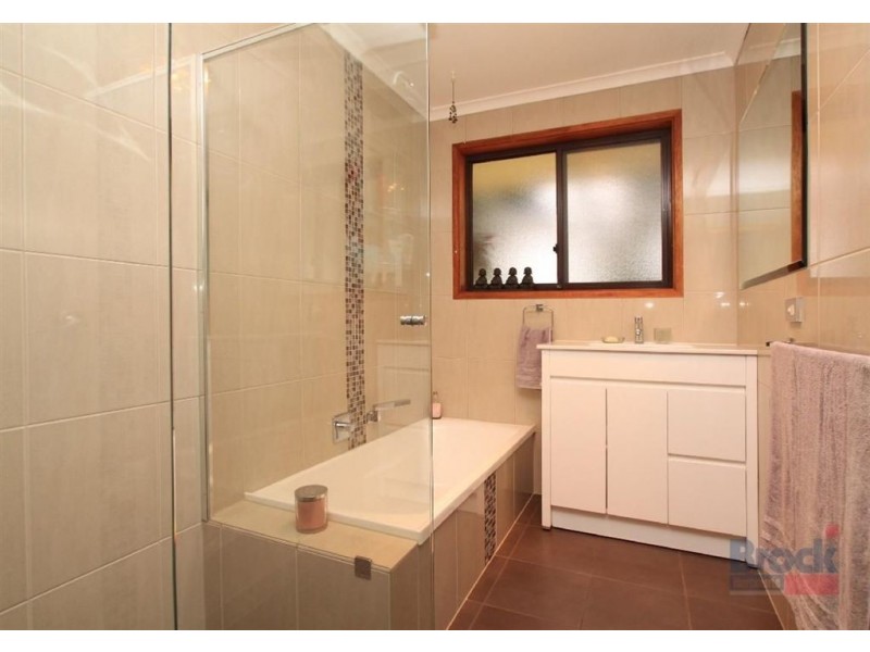 70 Lemon Road, Trott Park SA 5158