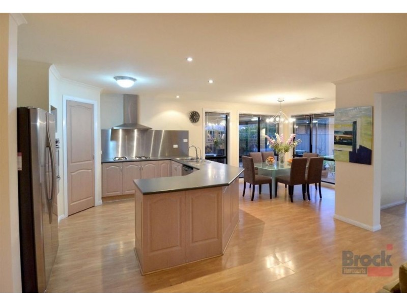 11 Rosefield Lane, Sturt SA 5047