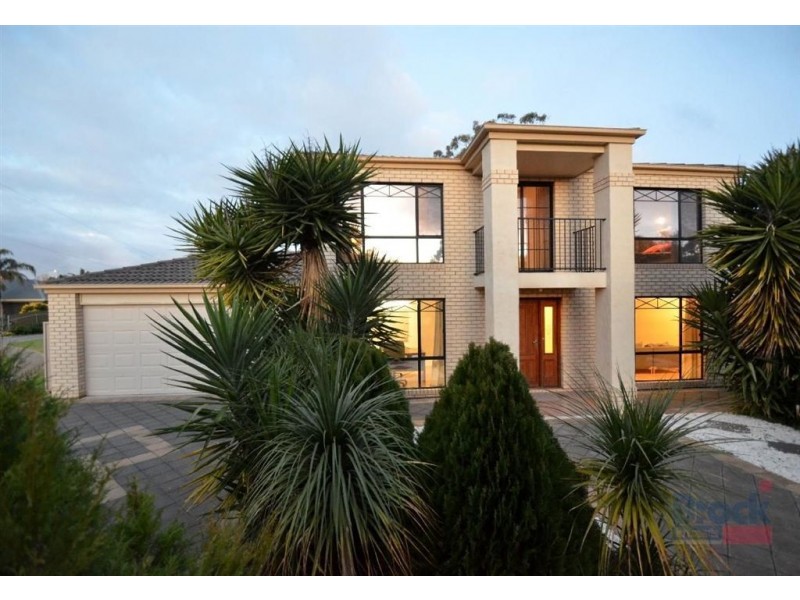 11 Rosefield Lane, Sturt SA 5047