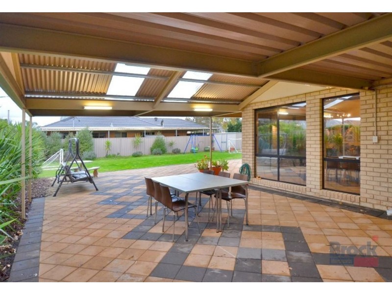 11 Rosefield Lane, Sturt SA 5047