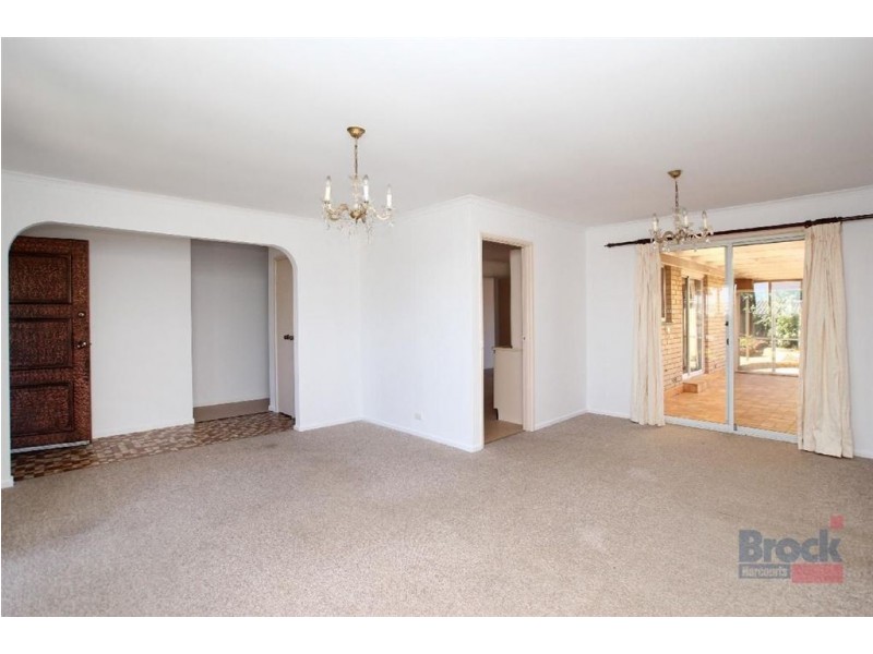 36 Kurrambi Crescent, Hallett Cove SA 5158