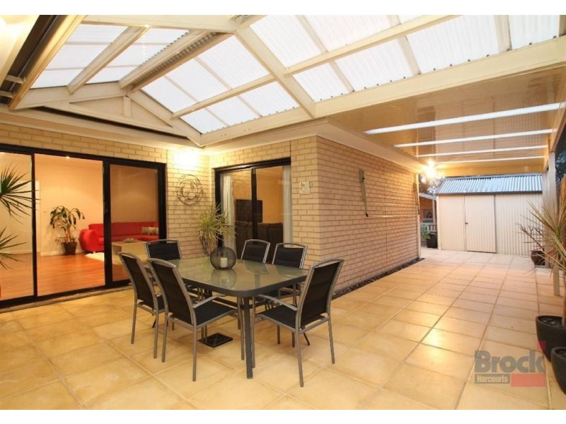 65 Elizabeth Crescent, Hallett Cove SA 5158