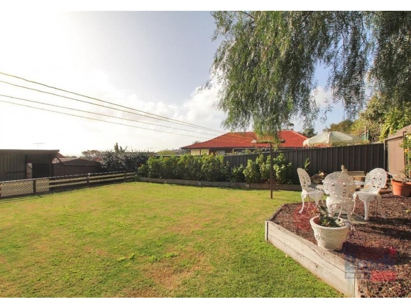 20 Manoora Drive, Hallett Cove SA 5158