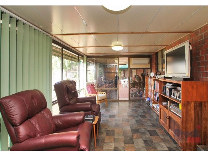 20 Manoora Drive, Hallett Cove SA 5158