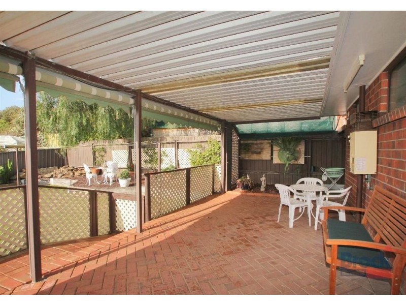 20 Manoora Drive, Hallett Cove SA 5158